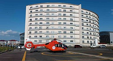 Ambulans helikopter yeni doğan bebek için havalandı