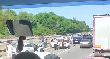 Anadolu Otoyolu'nda zincirleme kaza: 9 yaralı