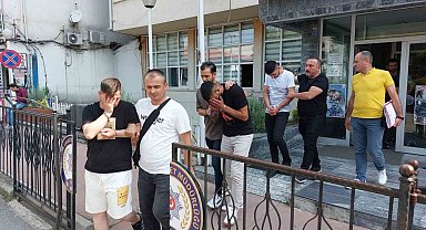 Anahtarını kopyalayıp çaldıkları aracı sattılar: 5 gözaltı