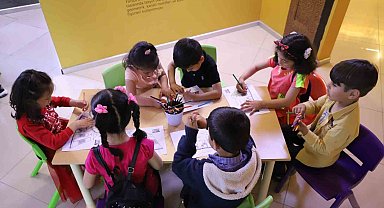 Anaokulu öğrencilerine tarihi mekanlarda farkındalık eğitimi