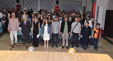 Anaokulu'nda mezuniyet heyecanı