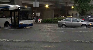 Ankara'da sağanak ve dolu