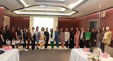 Anne adayları sertifikalarını aldı