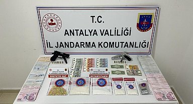 Antalya'da jandarmadan uyuşturucuya geçit yok