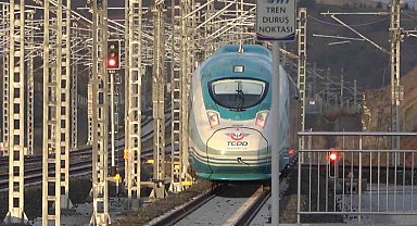 Antalya'ya yapılması planlanan hızlı tren projesi turizmcileri heyecanlandırdı