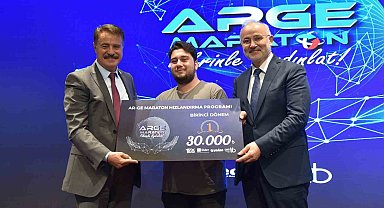 AR-GE Maraton Finali: Öğrenci, akademisyenleri geçip birinci oldu