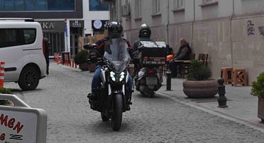 Ara sokaklarda trafik kurallarına uymayan sürücüler tehlike saçıyor