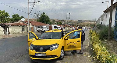 Arabayı çaldı, sahibine 'gelin ben buradayım' dedi