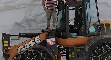 Artvin'de yayla yolları kar tüneli kazılarak ulaşıma açıldı