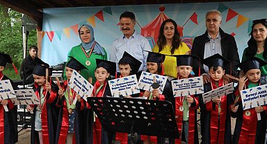 Ata Çocuk Gelişim Merkezi'nde minikler mezuniyet coşkusu yaşadı