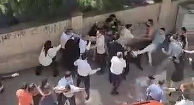 Ataşehir'de düğünde başlayan başlayan kavga sokağa taştı, ortalık savaş alanına döndü