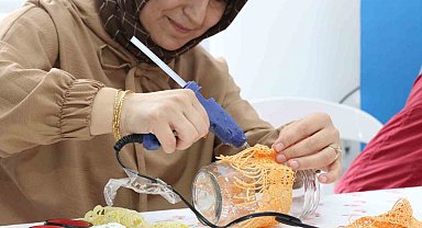 Atık malzemeler bu ellerde hayat buluyor