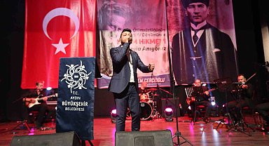 Aydın Büyükşehir Belediyesi Nazım Hikmet'i andı