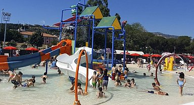 Aydın Tekstil Park çocuklara aquaparkıyla da eğlence sunuyor