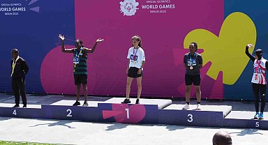 Ayşe Başaran, Berlin'de altın madalya kazandı