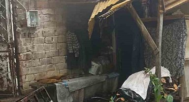 Bacada yakılan gazete yangına sebep oldu