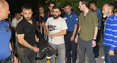 Bahçe hortumu almak için çıktığı tavan arasında, kayıp oğlunu hortuma asılı halde buldu