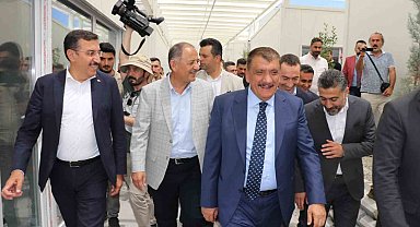 Bakan Özhaseki Malatya'da incelemelerde bulundu