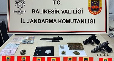Balıkesir'de jandarmadan uyuşturucu operasyonu: 17 gözaltı