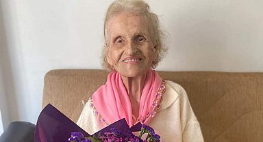 Bandırmalı 103 yaşındaki yazar Pakize Başaran hayatını kaybetti