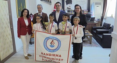 Bandırmalı öğrencilerden gurur verici şampiyonluk