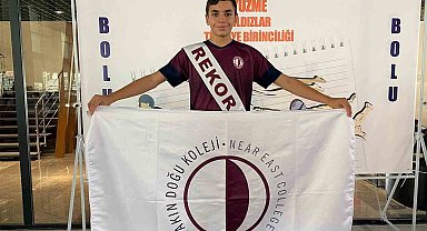 Barkan Can Aykut, yüzmede Türkiye birincisi oldu