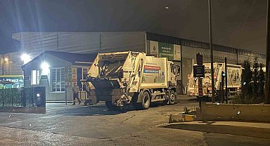 Başakşehir Katı Atık Aktarma Merkezi önündeki uzun kuyruk kamyon şoförlerini isyan ettirdi