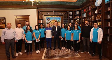 Başarılı Genç Sporcular ödüllendirildi