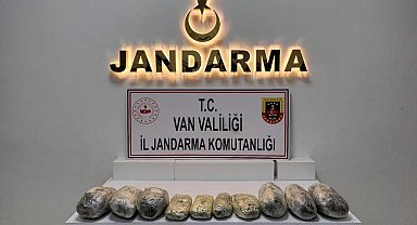 Başkale'de 5 kilo skunk ele geçirildi