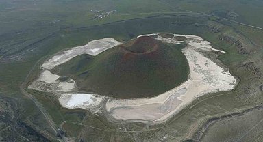 Başkan Altay: "Meke Gölü'nü yılda 2,5 milyon metreküp suyla besleyeceğiz"