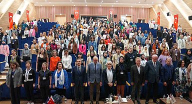 Başkan Ataç Uluslararası Erken Çocukluk Eğitimi Kongresi'ne katıldı