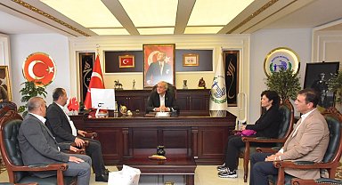 Başkan Bakkalcıoğlu DİSK Genel-İş Sendikası yöneticileri ile bir araya geldi