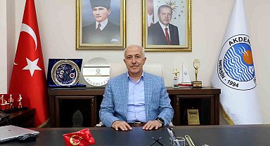 Başkan Gültak'tan 'Bir kitap da benden' kampanyasına destek