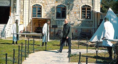 Başkan Özlü'nün çekimleri Çanakkale'de yapılan şiiri yayınlandı