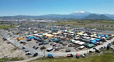 Başkan Palancıoğlu kurban pazarını inceledi, büyükbaş pazarlığı yaptı