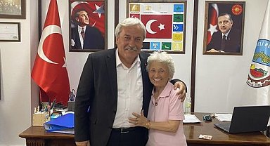 Başkan Şahin'e öğretmeninden sürpriz ziyaret