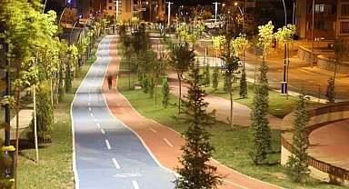 Başkan Şerifoğulları: "Doğa dostu bisiklet yolları projesiyle özel taşıt kullanımının azalmasını hedefliyoruz"