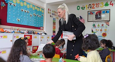 Başkan V. Subaşı, öğrencilere kitap hediye etti