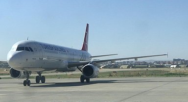 Batman'da iniş esnasında THY uçağına kuş çarptı