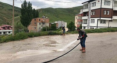 Bayburt Belediyesi'nden cadde ve sokaklarda hummalı çalışma