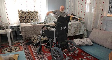 Bayraklı'da 4 yılda 79 tekerlekli sandalye dağıtıldı