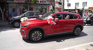 Bayrampaşa'da sünnet olan çocuklara TOGG'lu konvoy sürprizi