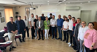 Belediye personeline ilk yardım eğitimi verildi