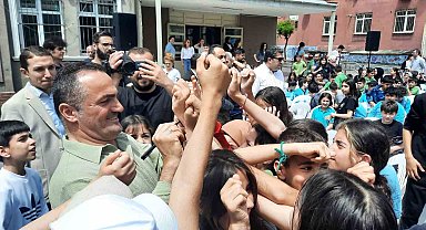 Beyoğlu'nda 'Atık Toplama Kampanyası'na katılan öğrenciler ödüllendirildi