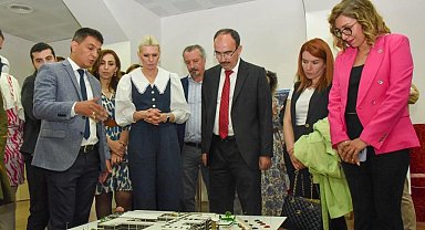 Bilecik'te 'Kamusal Alanda İç Mekân Çözümleri Final Jürisi' programı düzenlendi