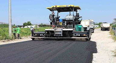 Bin 200 metre uzunluğundaki cadde yeni yüzüne kavuştu