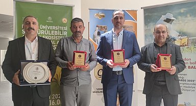 Bingöl balına Paris'ten 4 ödül