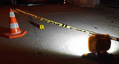 Birbirlerine ateş açıp kaçtılar, ortalık savaş alanına döndü