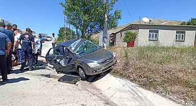 Bitlis'te trafik kazası: 5 kişi yaralı