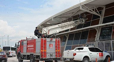 Bozüyük otogarında Kurban Bayramı öncesinde temizlik